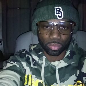 Meet your Posher, Buddy